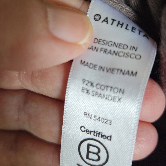 Athleta Farallon Cotton Camo Jogger Pants - Picture 12 of 12